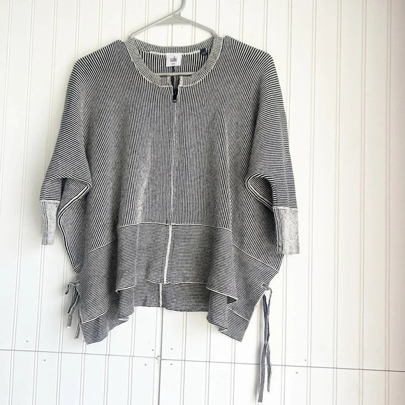 CAbi #3526 Gray Cupid’s Cardigan Knit Sweater Women’s Size XXS - Picture 3 of 6